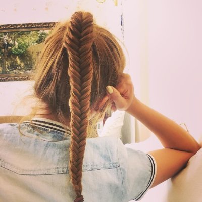 Missmelika70's profile picture. دکتر درمونگاه، ندانم‌گرا، متنفر از تندروی، مجرد و غیرمتعهد!