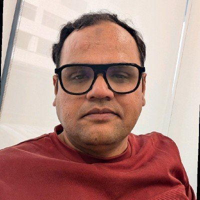 hashim88990's profile picture. Filtering 80,000+ expiring domains daily → delivering Top-2 gems. AI SmartScore™, WHOIS, SEO signals, brandability. Build in public • Daily picks