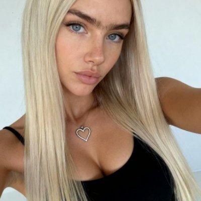 NeomiAuravyn's profile picture. unibrow girl. second account — follow IG 👇👇