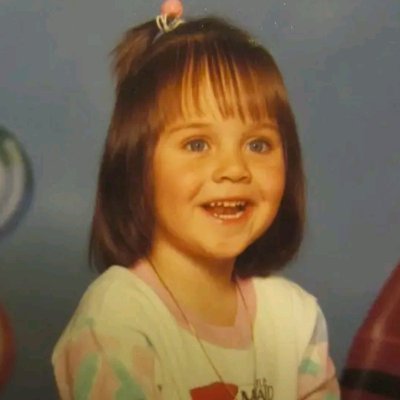 _beccam2's profile picture. 