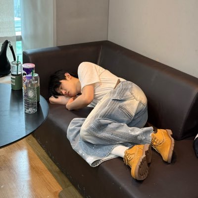 jinnieinabread1's profile picture. 08 • btxt • 🦊🐱• YOLO OUT NOV 7 ࣪ ⛥