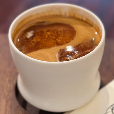 hwangato's profile picture. 独立开发者 | 正在使用AI构建有趣的应用 | 关注：LLM、Vibe Coding、AI出海、AIGC