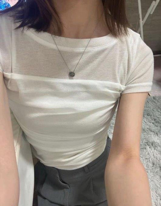 1GfK23c6U1wb46j's profile picture. 人妻の日常