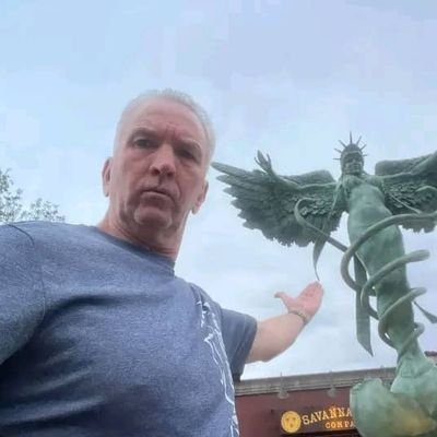 MpmondRich1's profile picture. Love is the only and to every emotional question!