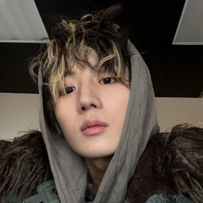 strawbrrymingis's profile picture. #에이티즈: 𝚓𝚞𝚜𝚝 𝚔𝚎𝚎𝚙 𝚒𝚝 𝚞𝚙 ⋆˖ ࣪⭑ #저스트비: 𝚒’𝚕𝚕 𝚗𝚎𝚟𝚎𝚛 𝚕𝚘𝚜𝚎 𝚖𝚢 𝚠𝚊𝚢 𓆩♡𓆪, ་۪ ✿◞ #건우 #임지민 #종호 #민기 #기호 #진혁 #전민욱 ་۪ ✿◞ @JUSTB_idh ꨄ︎