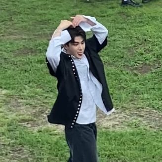 tangthairw's profile picture. 