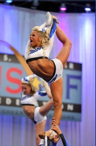 fierce_cheer's profile picture. perfection doesn't exist, but here we go reaching for it anyways. live and love to cheer