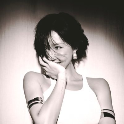 PaniniEveryday's profile picture. Sometimes even to live is an act of courage