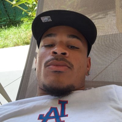 Tossma98's profile picture. @psg_inside MAIS COMMENT VEUX TU FAIRE MIEUX. 971