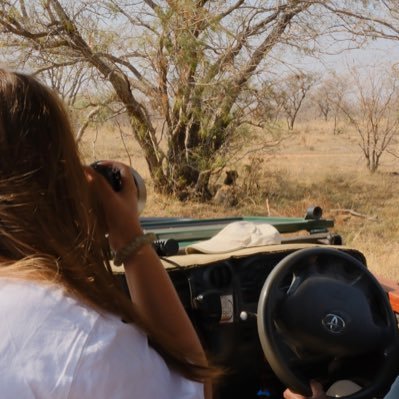 PerroquetQuete2's profile picture. Photographie enjoyer 🦉| Voyages 🇨🇦🇿🇦🇮🇹🇬🇧🇵🇹🇲🇹| 25 | ENTP | Toujours la Reine des Clowns, Grande Prêtresse du Cirque, Mère des Abrutis