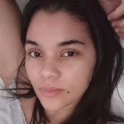 crissweetone's profile picture. esperando o bonde do Brunão voltar🙆‍♀️