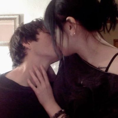 _sugarwhore's profile picture. Arranco con un tiki, con un par de lobas, tu wacha plancha al piso cuando escucha al noba. Eluney 26/01