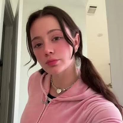 FaithJoy1365367's profile picture. 