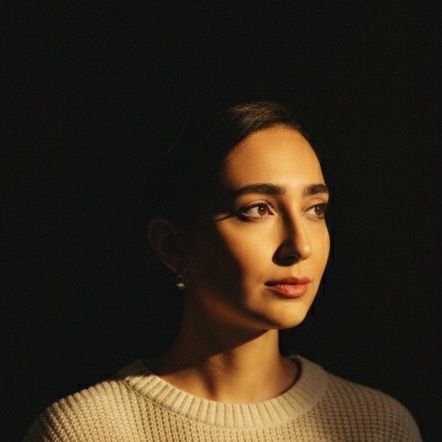 arezoupst's profile picture. 