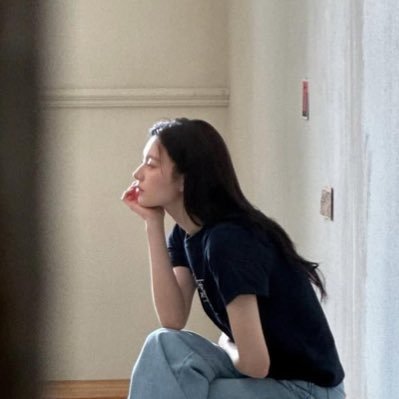 monchante's profile picture. fairy — tale ; ️️ ️️️️ let me tell you about the birds and the bees, the flowers and the trees, the moon and the stars, and a thing called love.