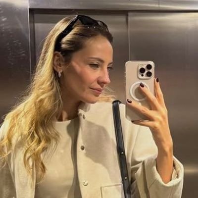 SerenayAr58997's profile picture. 1998