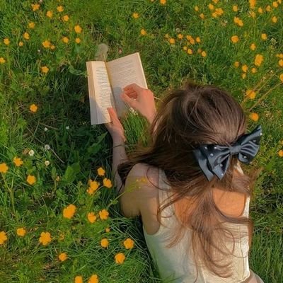 vale22885552152's profile picture. - Lady Gaga 🎤
- Letteratura 📚
- Eurovision 🎶
- Amici 📺
- Viaggi ✈️
- Tedesco 🇩🇪
- Francese 🇫🇷