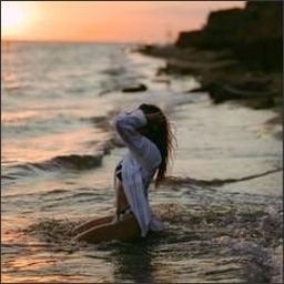 Eranthe279325's profile picture. 