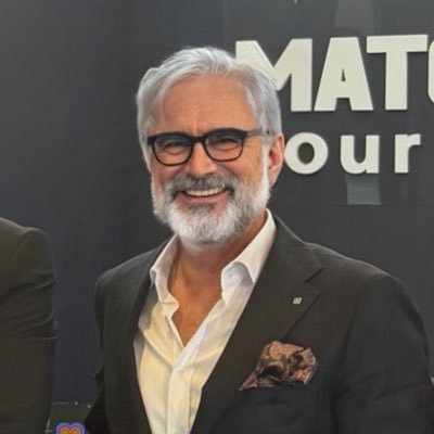 bezvav's profile picture. 