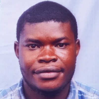 Simon320493's profile picture. 