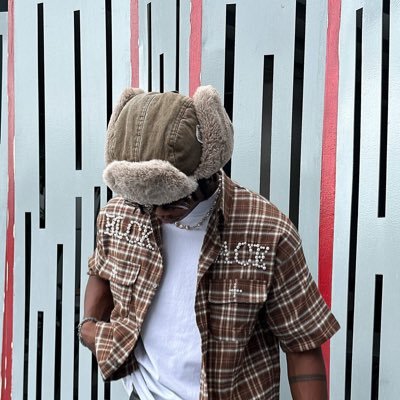 Blow_Mindxr's profile picture. I post leaked videos/ submissions is also open for baits videos 🔞I repost what I find hot 💦👅I’m a nut lover Top/ I love Hung bottoms.PTA /JHB