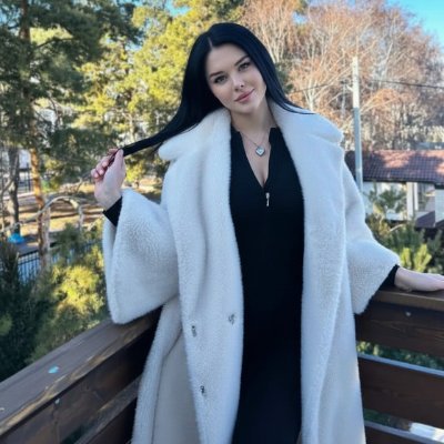 ZeiZeiL8's profile picture. Trading ideas, acquiring assets, and appreciating the finer things. The only limit is the view from the top. 💎💸✈️