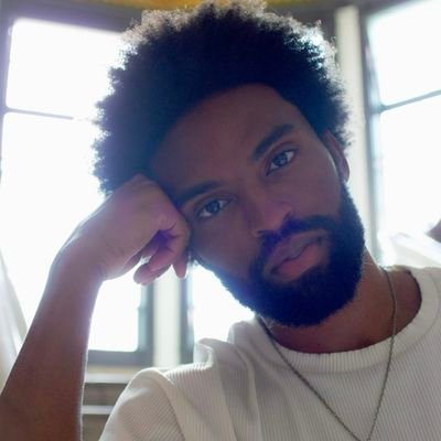 van_victor's profile picture. A futurist|| software developer💙I like to connect the dots... And almost a certified mathematician.

Building like a german.