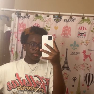 kjslimed_'s profile picture. ye im gay .