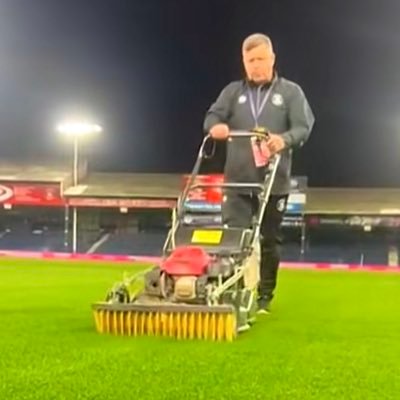 @wes_groundsman