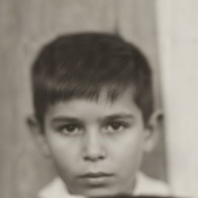 ZiyaAte45520564's profile picture. Time Bender..