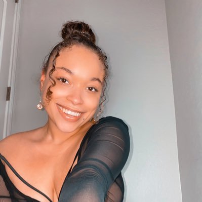 SandersWhitney_'s profile picture. 