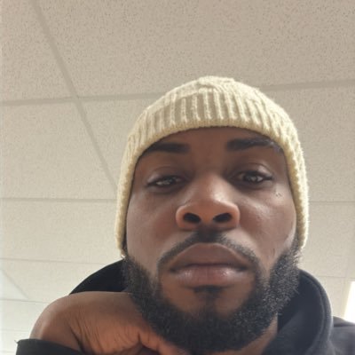 king_reddkito's profile picture. Living 4 Me!