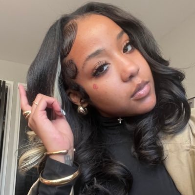 itschingmoney's profile picture. ✞