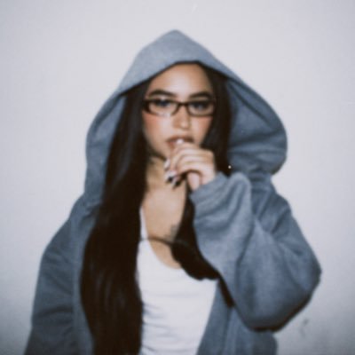 eusacs's profile picture. grime é meio que meu espírito animal