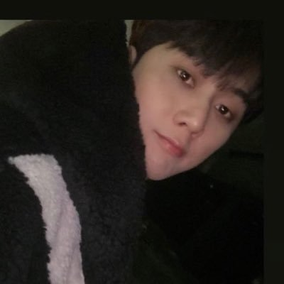 zerolzero_o's profile picture. ㅣ📷 @dearpluto_0