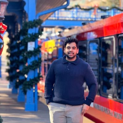 APoonia100's profile picture. 