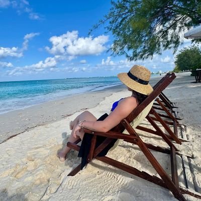 donnarose014's profile picture. Mother🤶|Wife|Communication  Manager|Personal assistant|fitness enthusiast
|Old account disabled at 25k 
🇯🇵🇺🇲🇬🇧