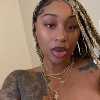 Martinezwvyv's profile picture. 