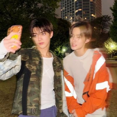 renminemo's profile picture. #도영 #재민 #런쥔 #윈윈 #성찬 #찬열 #경수 #소희 #RII7E #AESPA #H2H #KATSEYE #roblox #CORTIS ; breathless hush of evening cuz lovely songs! 🪻 fan & personal.