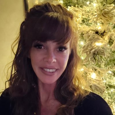 Sarahsm25261172's profile picture. 