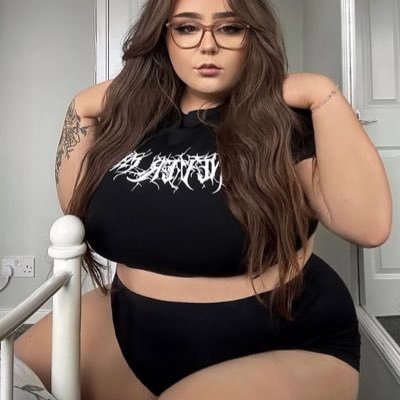 Shefreaky216494's profile picture. 