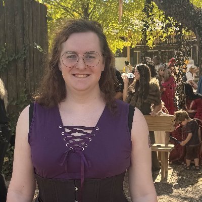 Paint_T4T's profile picture. She/Her 🏳️‍⚧️ | Available for TO contract work | Student @BakerEsports | Founder @CollegeCoD | business.jaina.garriss@gmail.com | Opinions are my own. o7