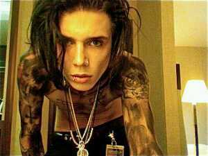 Carreras4M's profile picture. Bla bla bla bla bla by reading this you are Imagine me HUGING AND KISSING u . Singel /3