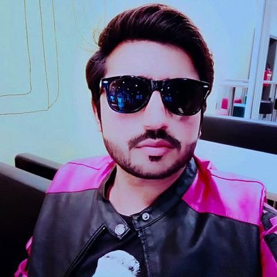 ImranKh85274524's profile picture. Banker 🏦🏧
(Love Conquers All.)❤️