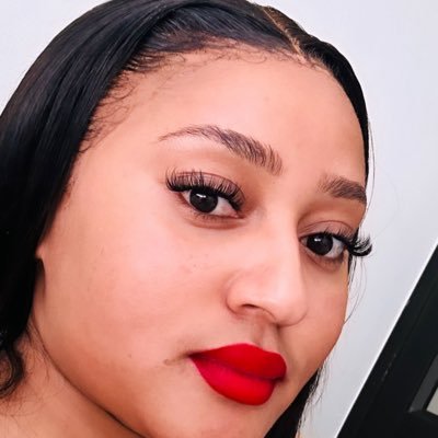 Nolinkie's profile picture. God. Arsenal fan. A lover. Love simple things. walks, books,gentle conversation. good energy, thoughts. traveling. silence. details-nothing material will come.