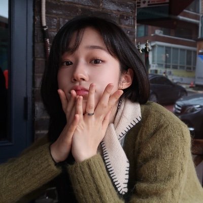 occachoz's profile picture. seeuntak and sunchaeng enjoyer ☝🏻