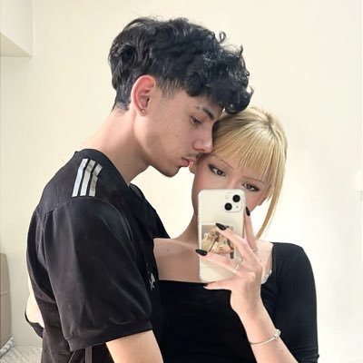 llustrizz's profile picture. tenho 5 gatos gordinhos, sou fã de dexter e fórmula 1