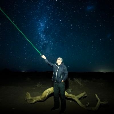 finc0's profile picture. “Na dúvida, fique ao lado dos pobres.”
Dom Pedro Casaldáliga