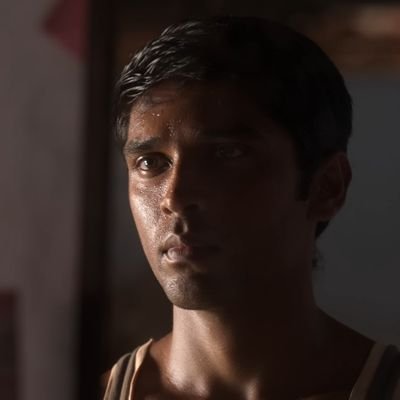 samstillyearns's profile picture. mid.