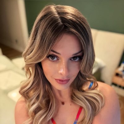 briinwildlom's profile picture. special mommy page 💝| no scam page here😤| explore my page 💐| Tap on the special link below ⬇️| check out for more exclusive updates 🔥.